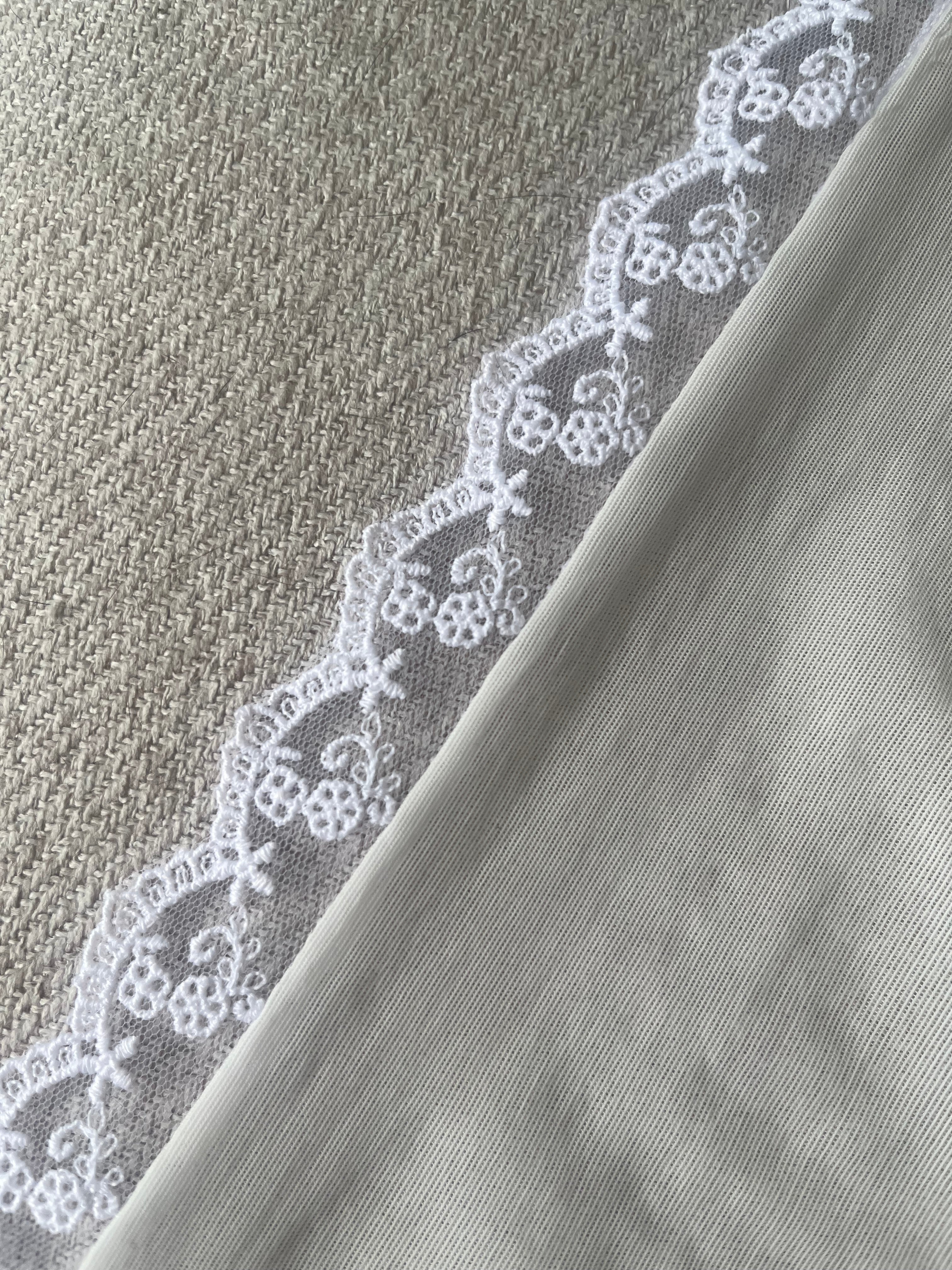 Mantille "Voile de Prière" — Fait Main