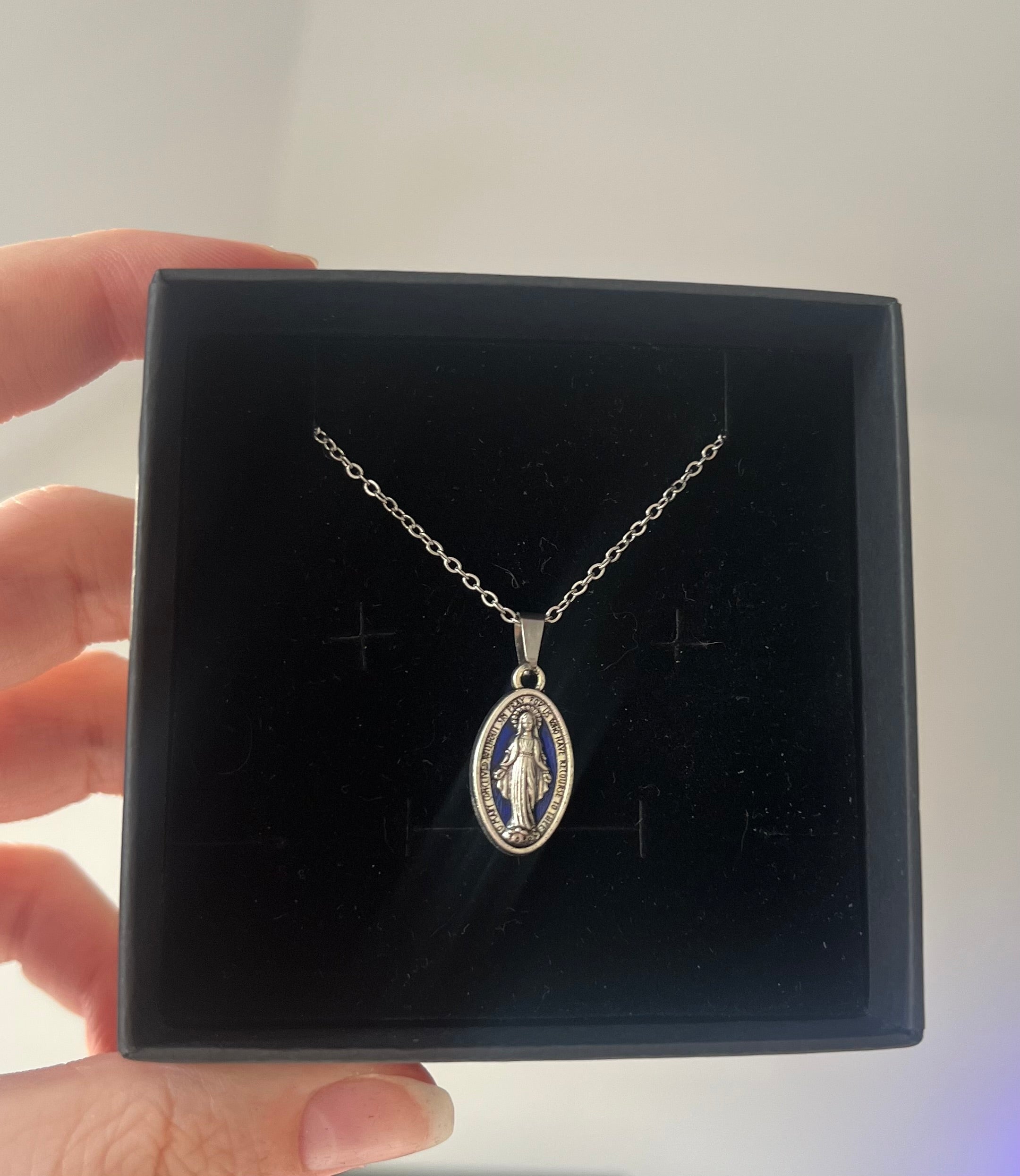 Collier "Grâce Divine"