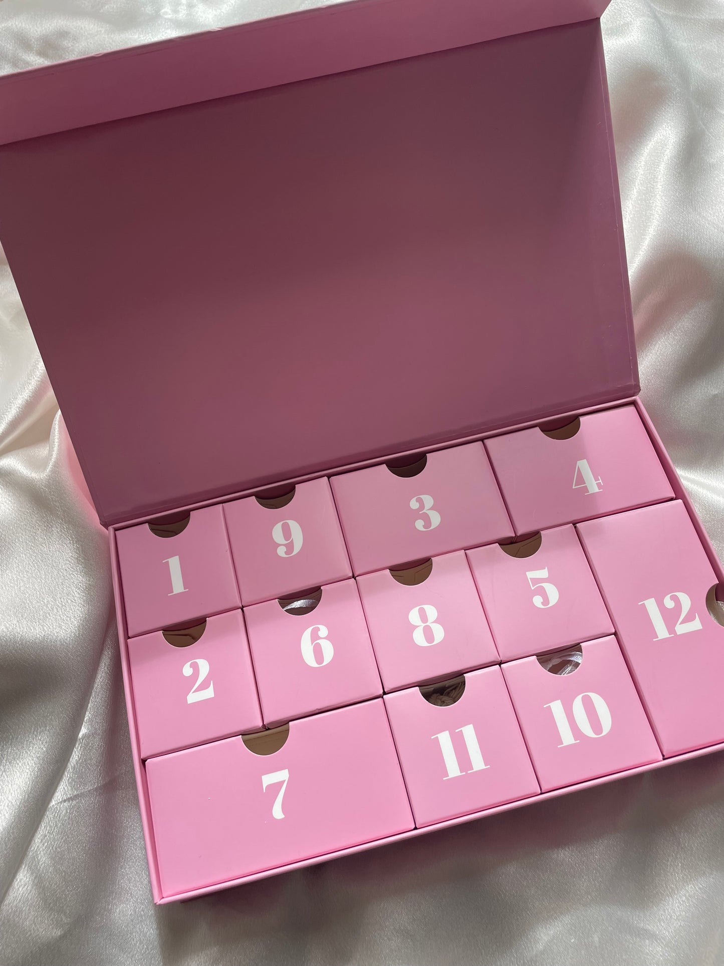 Calendrier de l’avent - 12 cases pré-commande